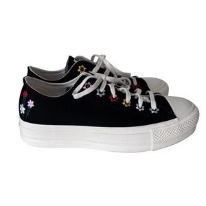 Chuck Taylor All Star Lift Platform Low 'Floral Embroidery Converse Sneakers 9